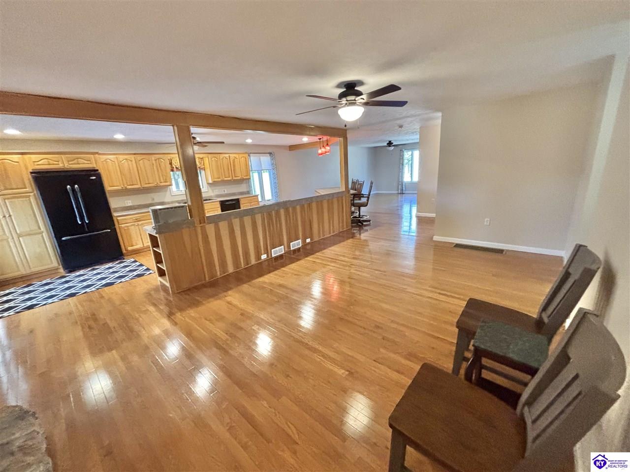 200 Westshore Drive Property Photo 18