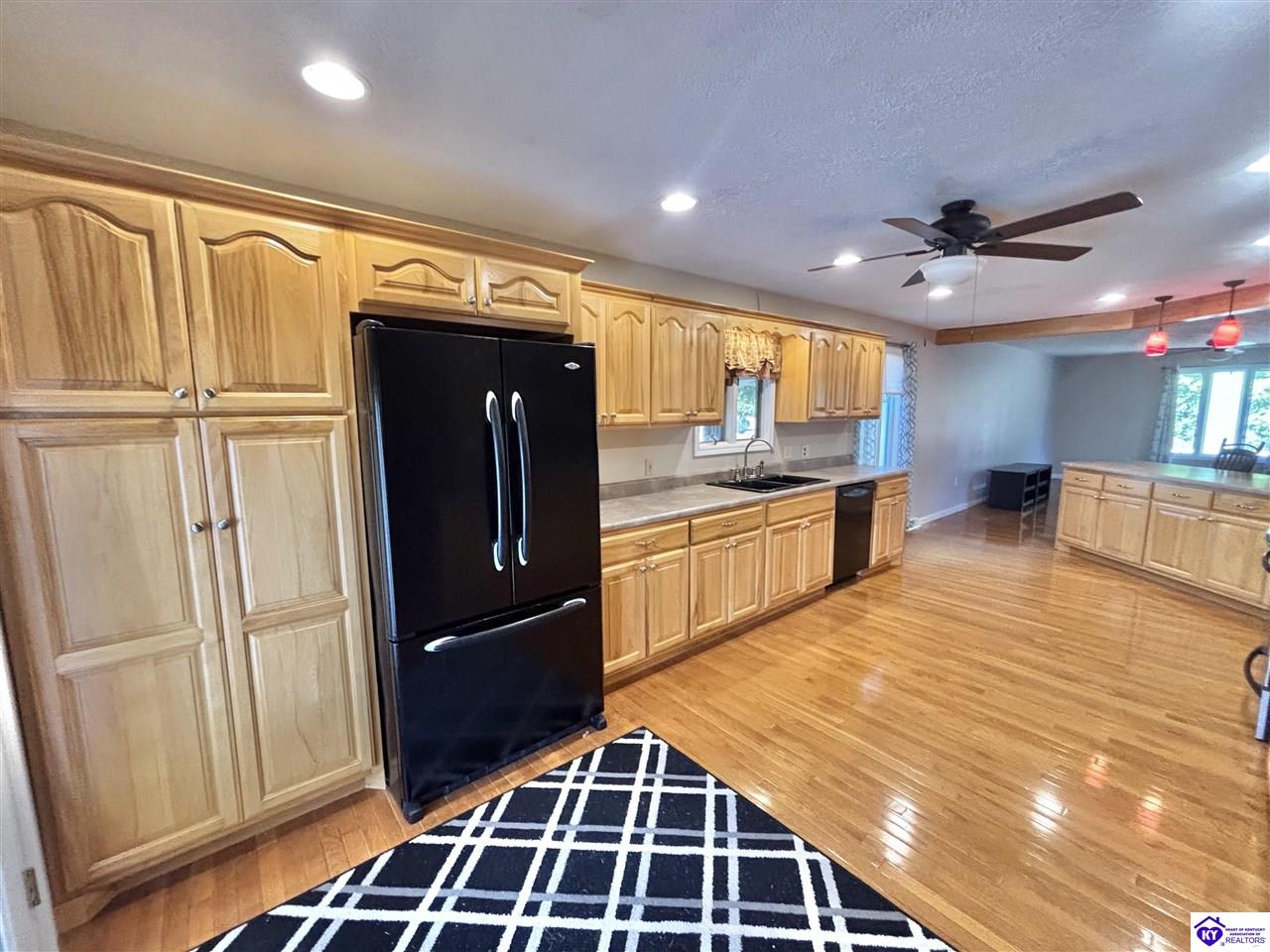 200 Westshore Drive Property Photo 44