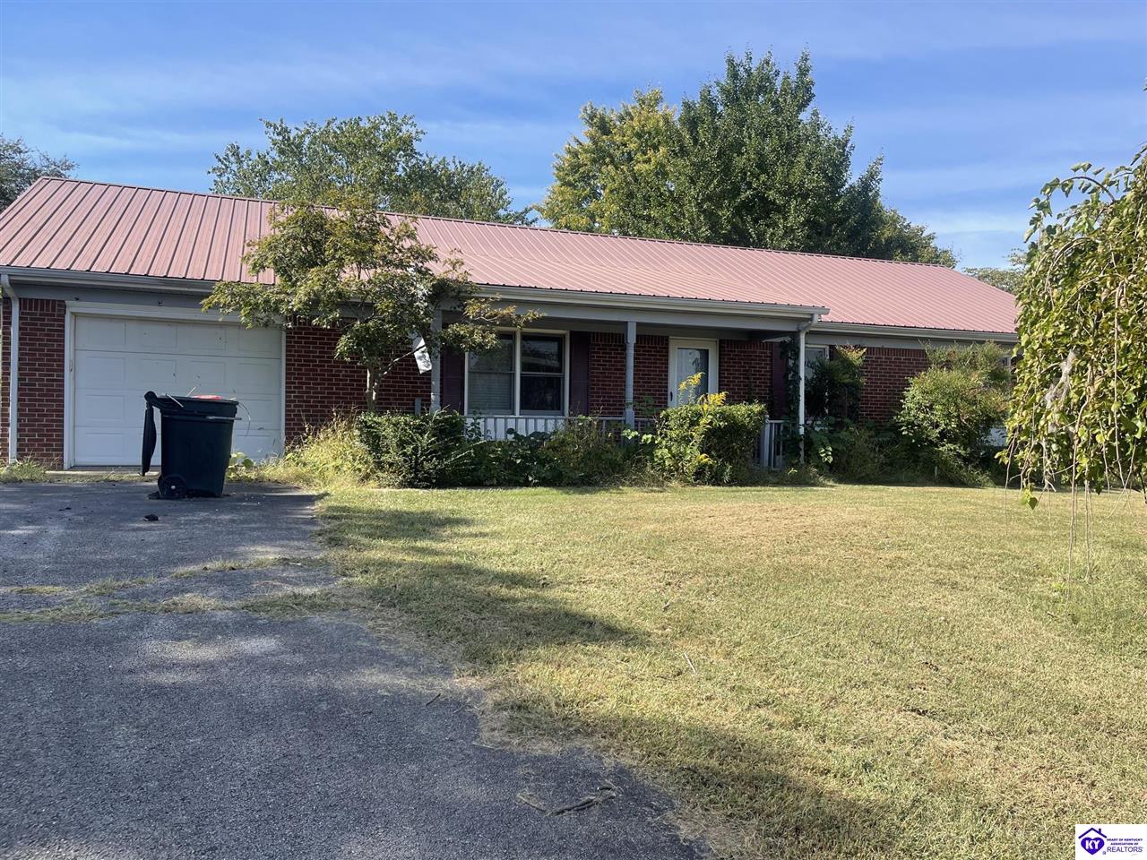 521 Glenview Drive Property Photo 1