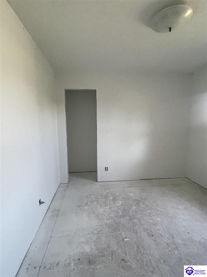 521 Glenview Drive Property Photo 14
