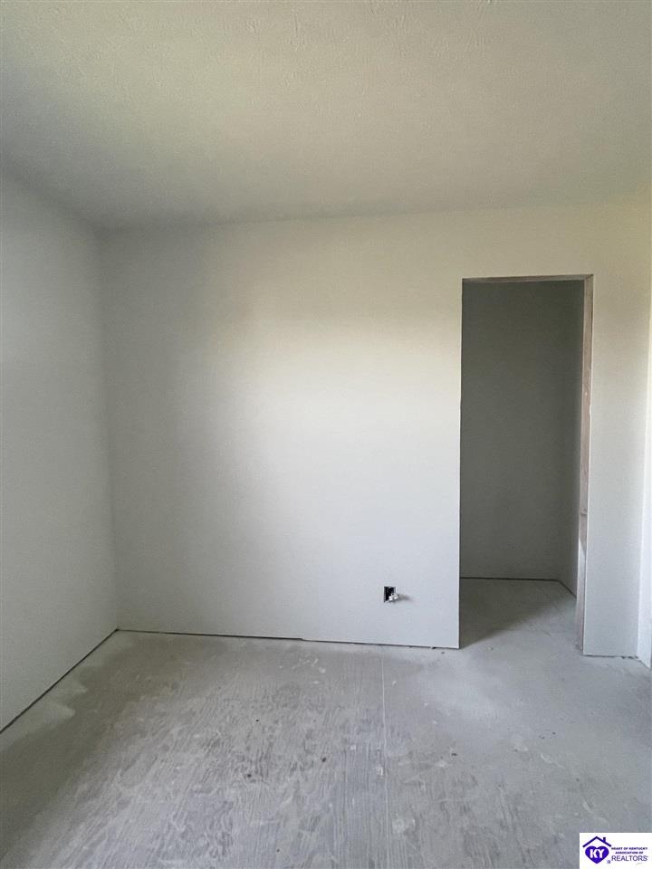 521 Glenview Drive Property Photo 15