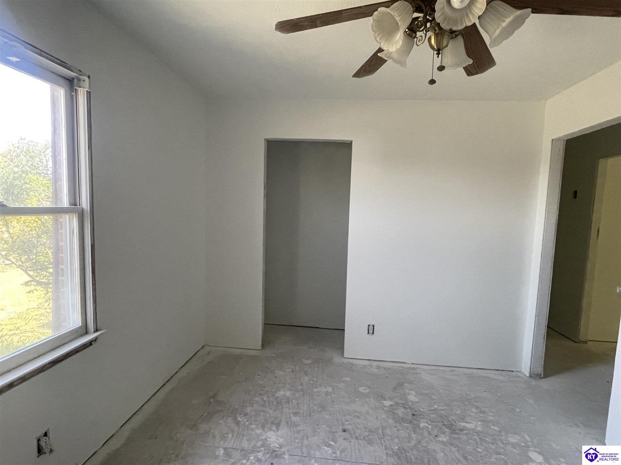 521 Glenview Drive Property Photo 19