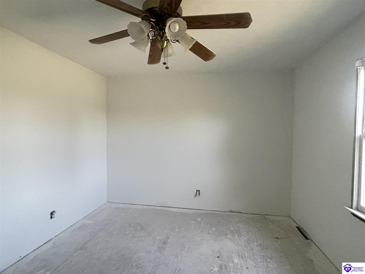 521 Glenview Drive Property Photo 20