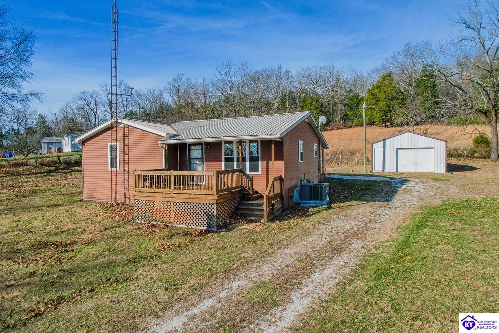 2101 Star Mills Eastview Road Property Photo 3