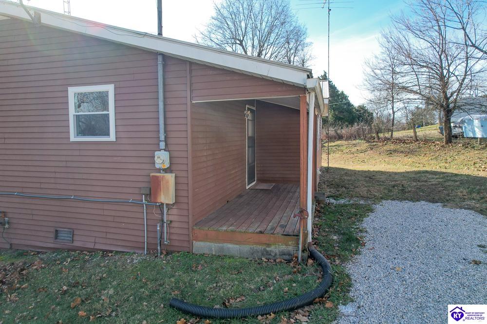 2101 Star Mills Eastview Road Property Photo 7