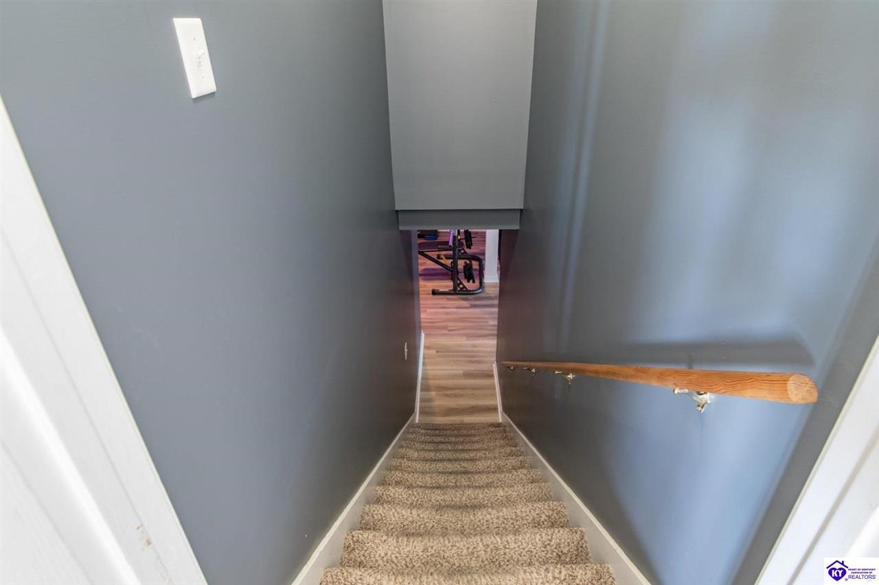 2712 Roundtop Road Property Photo 25
