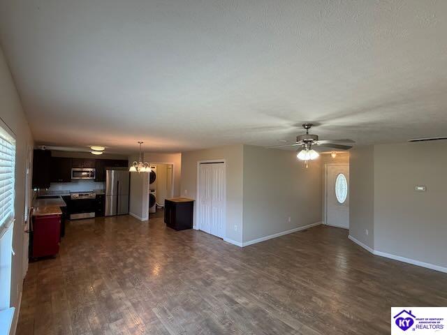 345 Kaylyn Drive Property Photo 6