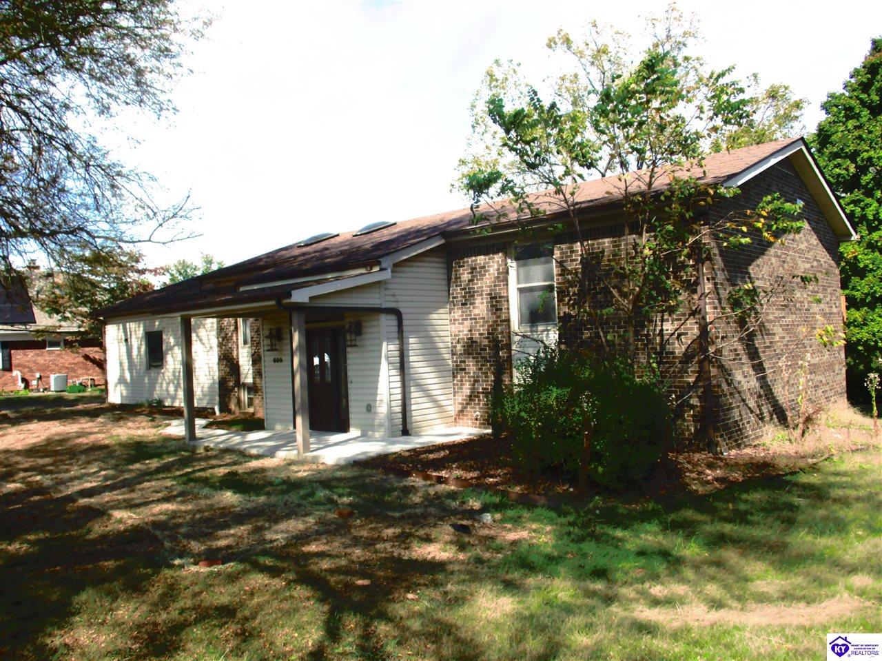 609 Foxfire Road Property Photo 4
