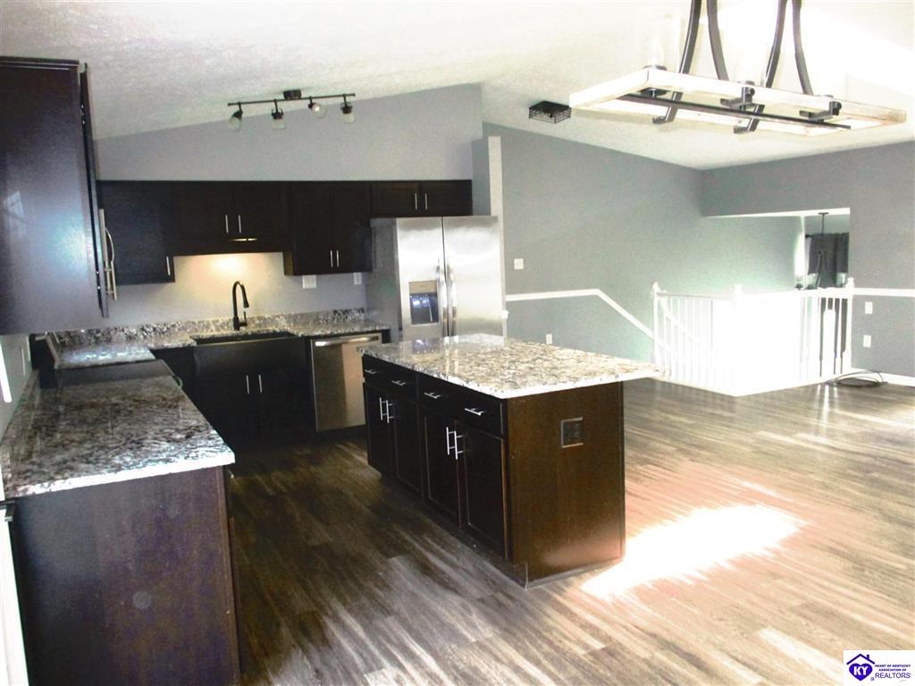 609 Foxfire Road Property Photo 11
