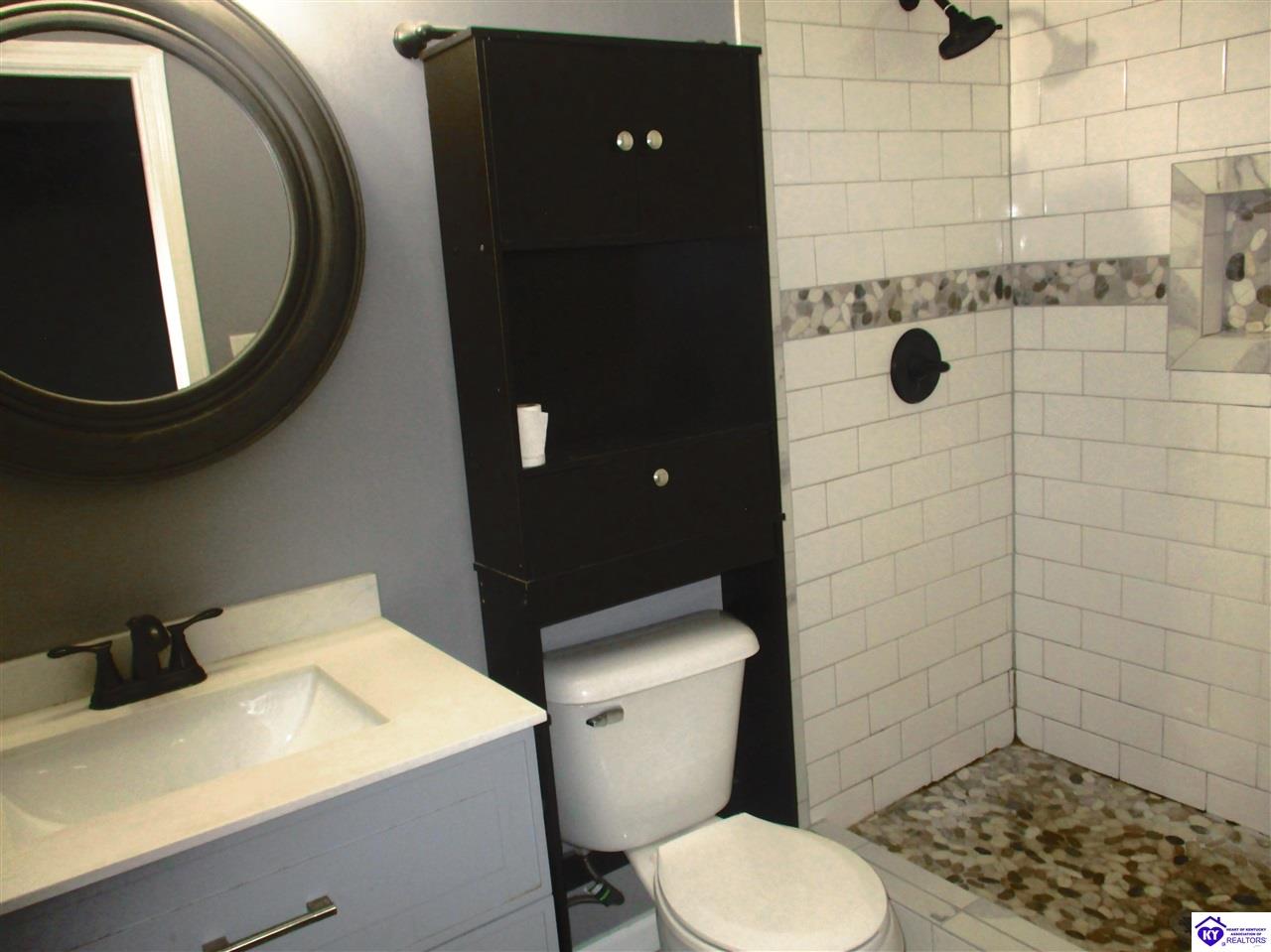 609 Foxfire Road Property Photo 18