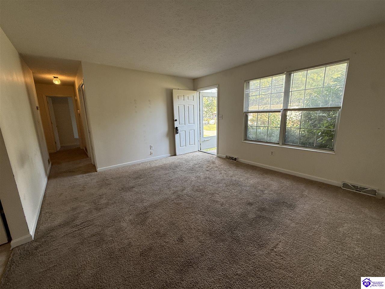 1011 Scenic Drive Property Photo 4