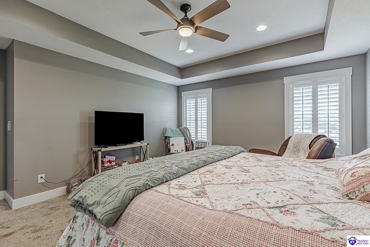 216 Elegance Way Property Photo 13