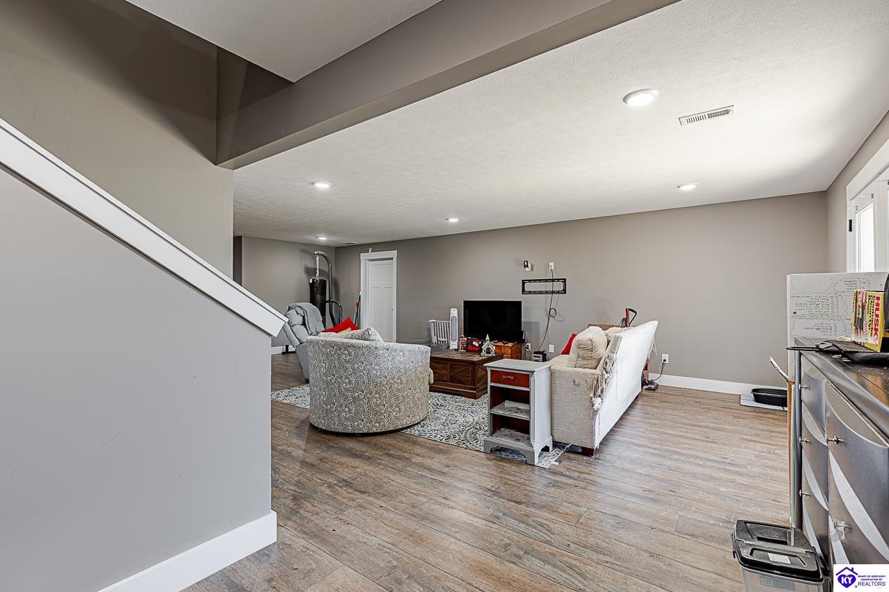 216 Elegance Way Property Photo 18