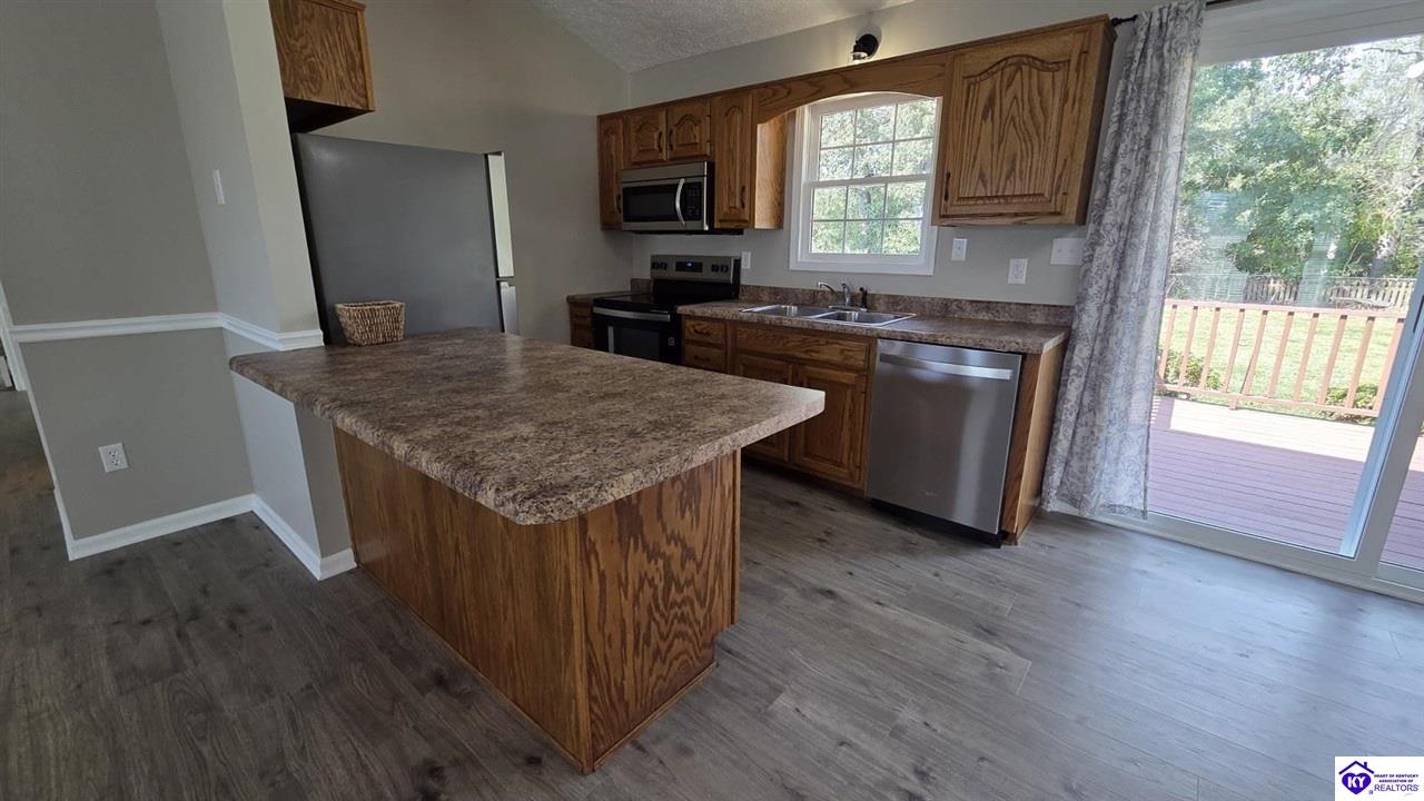 475 Meadow View Lane Property Photo 8