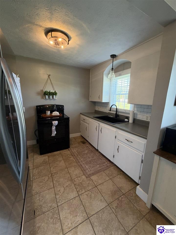 100 Clark Road Property Photo 10