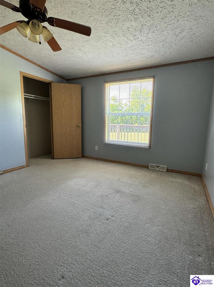 57 Green Acres Road Property Photo 16