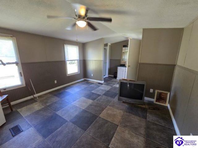 143 Saunders Lane Property Photo 2