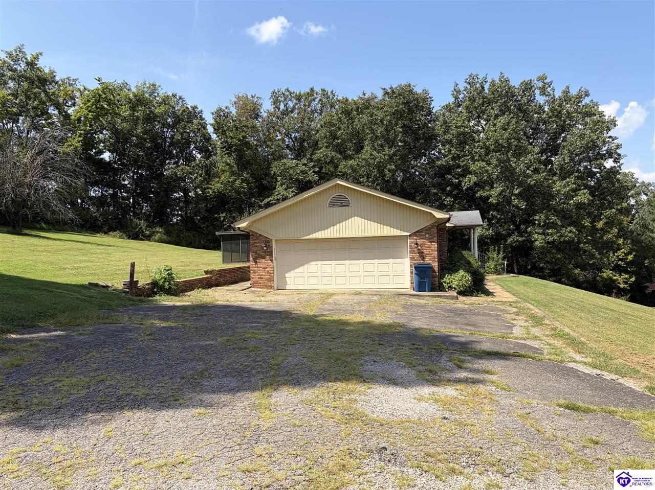 412 Allison Way Property Photo 7