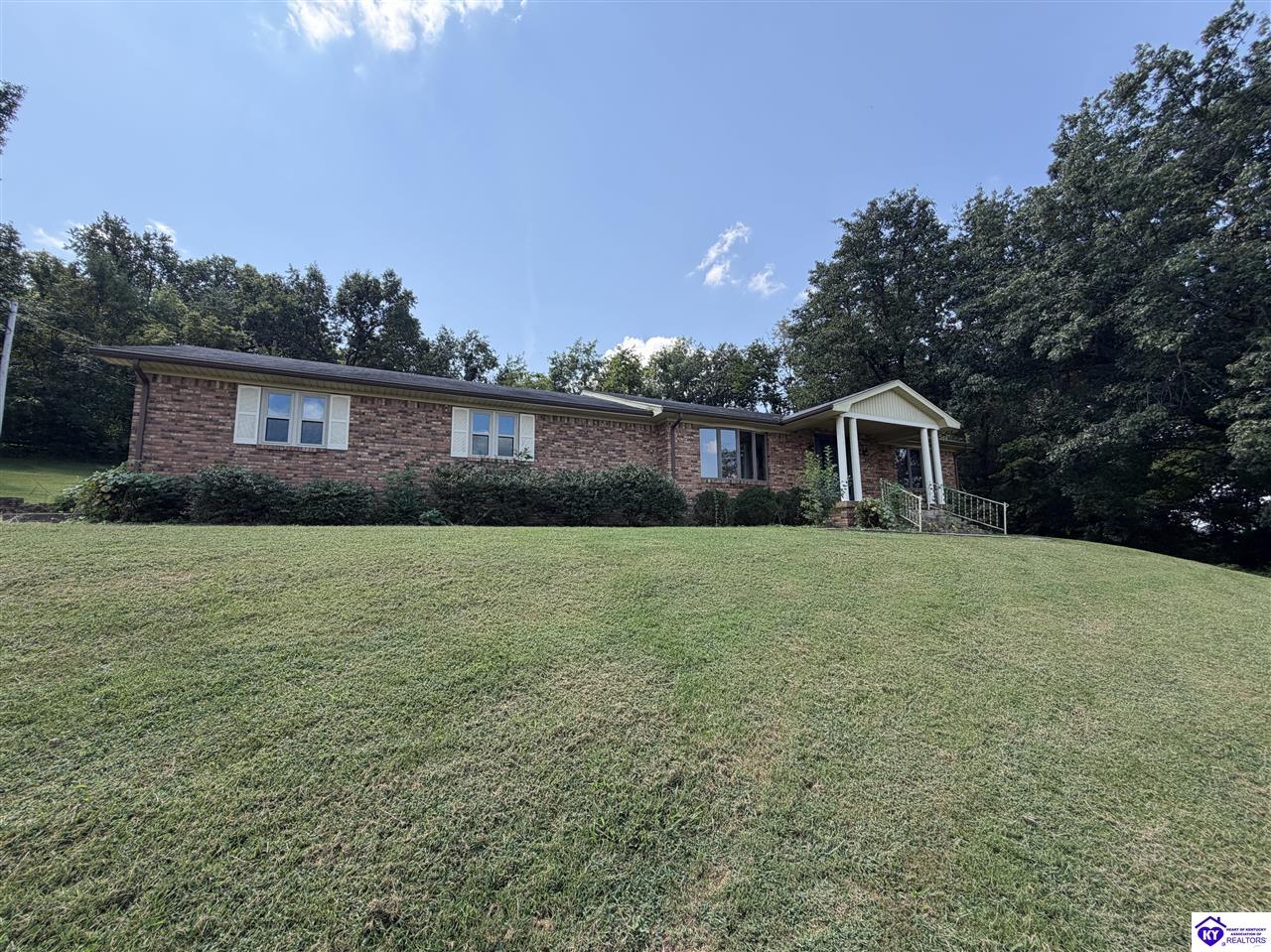 412 Allison Way Property Photo 8