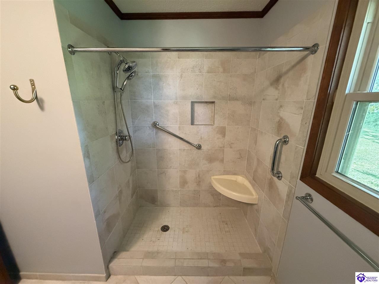 412 Allison Way Property Photo 35