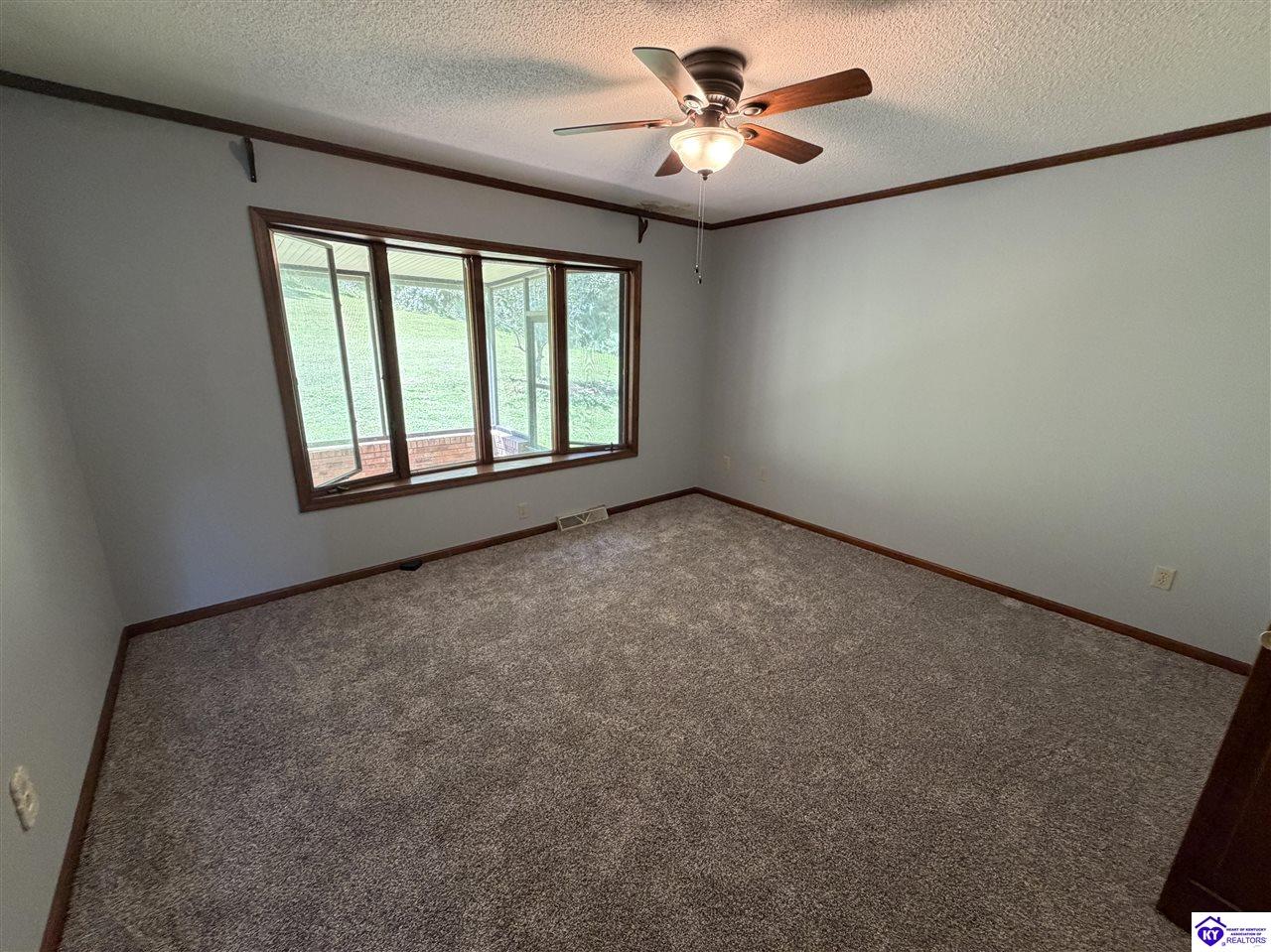 412 Allison Way Property Photo 37
