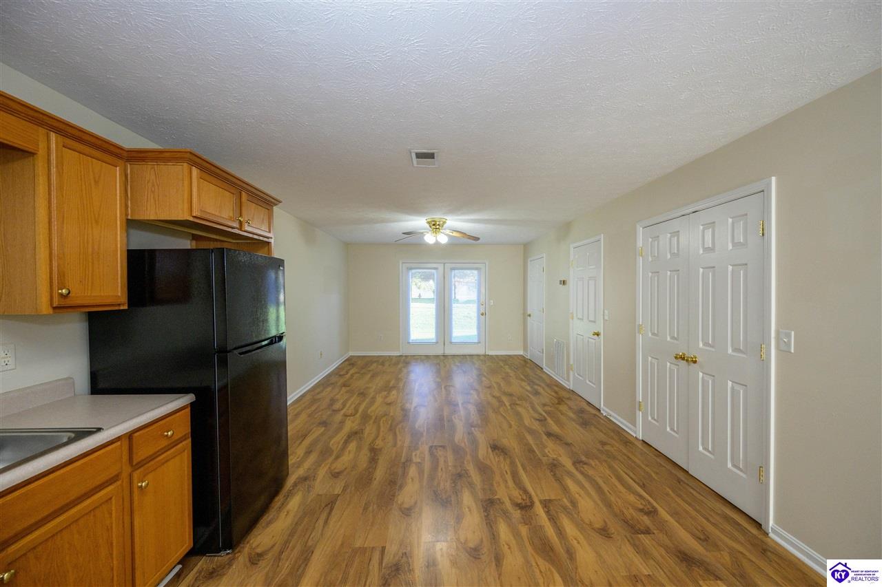 117 119 121 123 Poplar Circle Property Photo 6