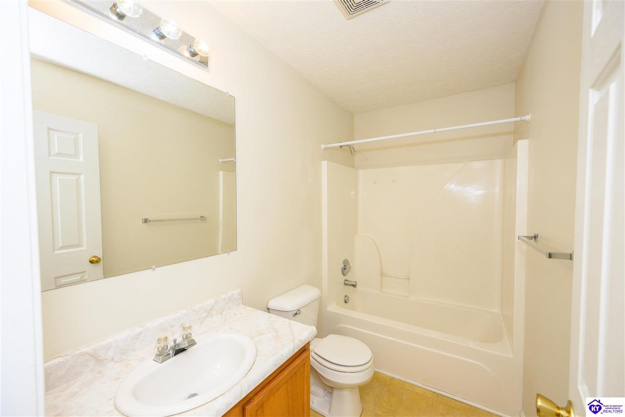 117 119 121 123 Poplar Circle Property Photo 22