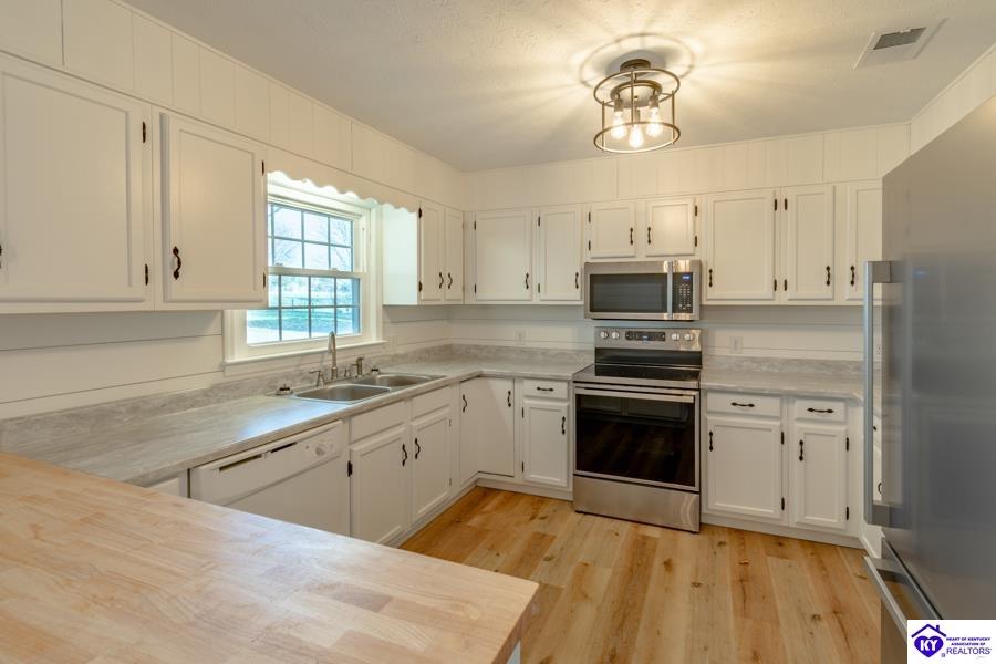 150 Keltner Road Property Photo 13