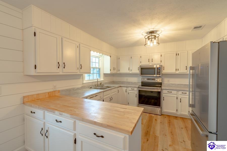 150 Keltner Road Property Photo 15