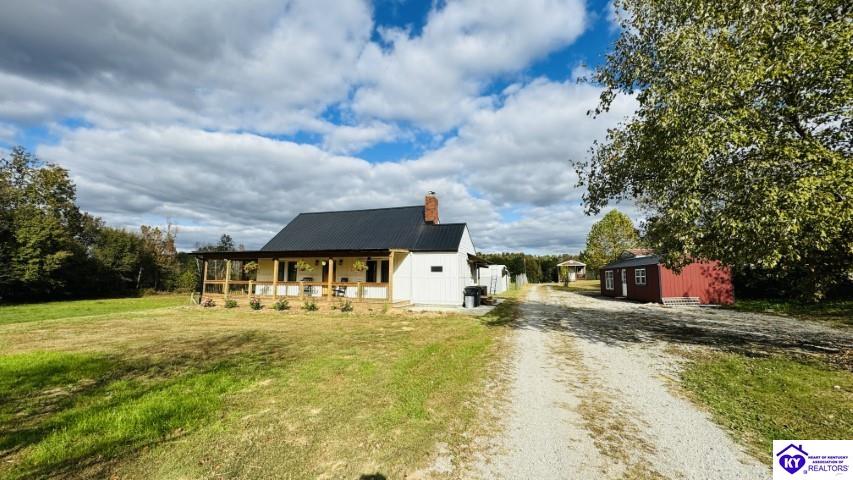 2313 Bowling Green Road Property Photo 4