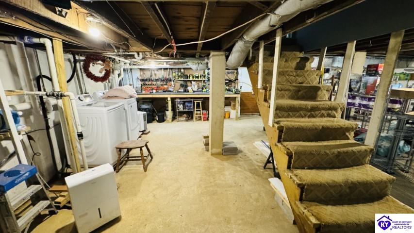 2313 Bowling Green Road Property Photo 64