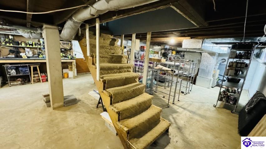 2313 Bowling Green Road Property Photo 65