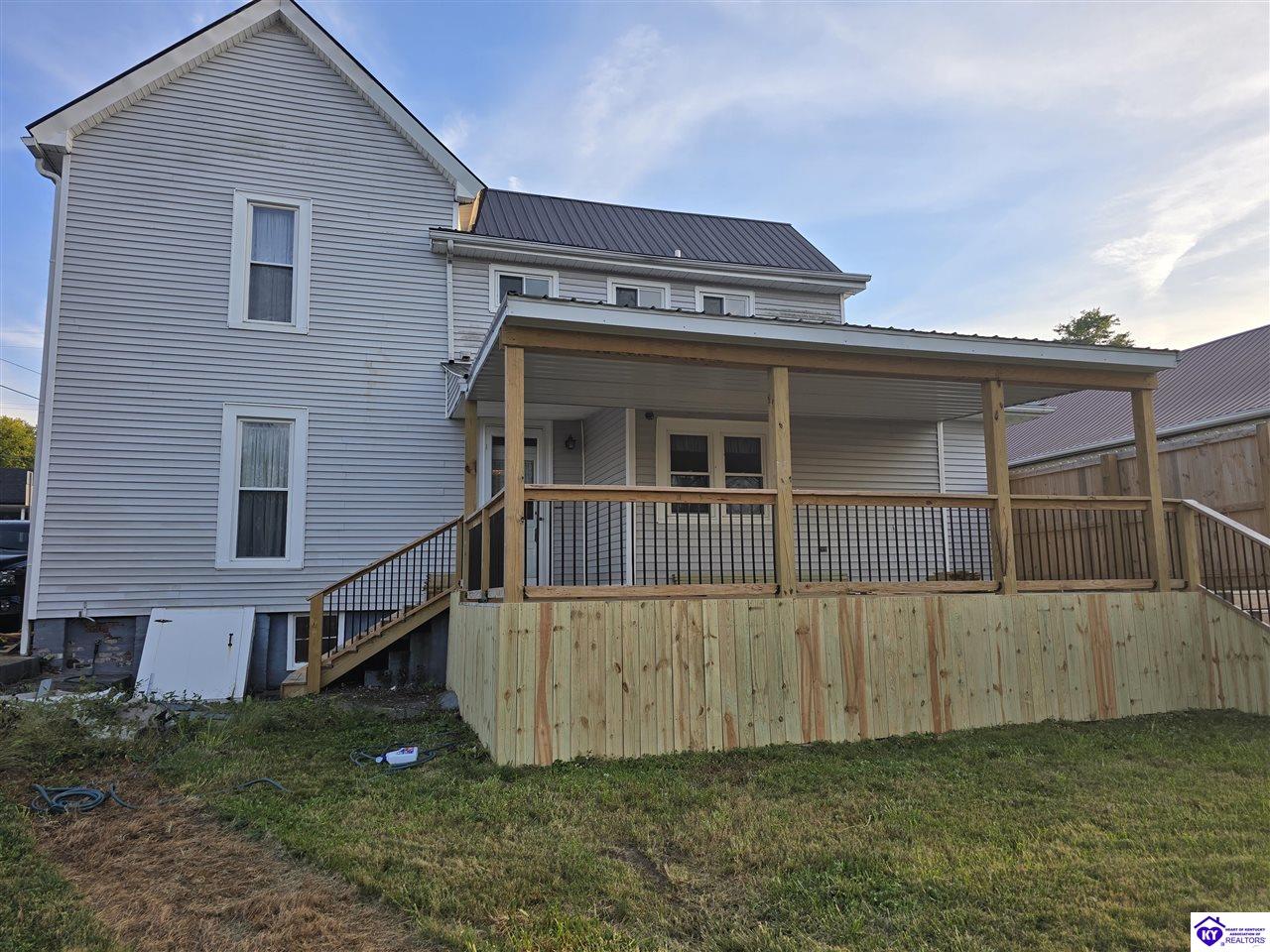 211 E Main Street Property Photo 51