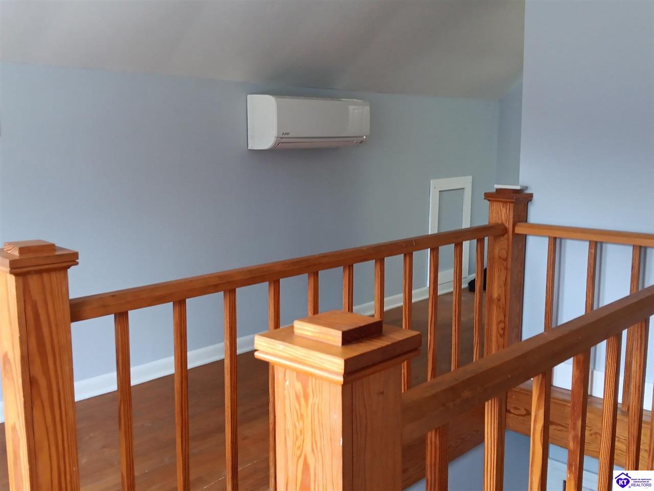 209 Green Street Property Photo 14