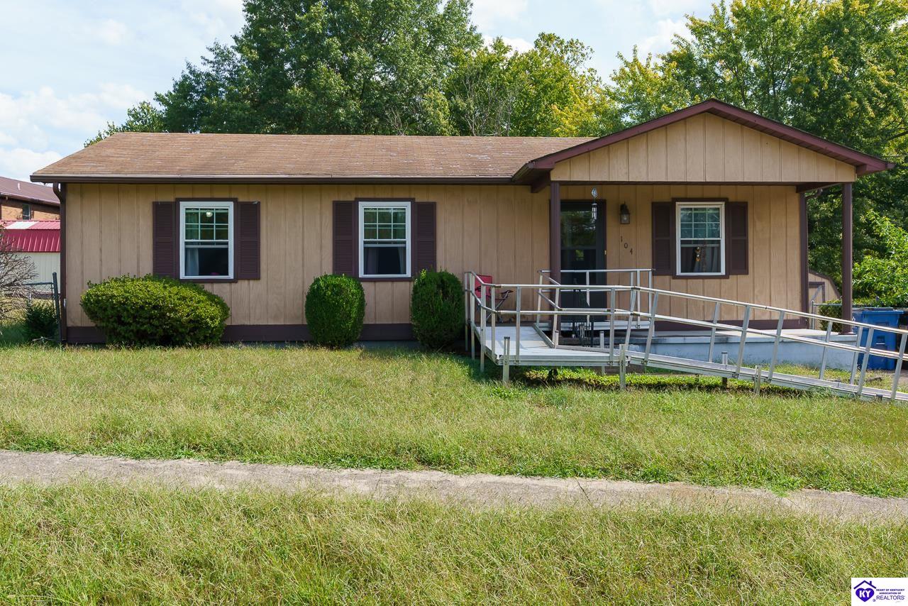 104 Wintergreen Drive Property Photo 1