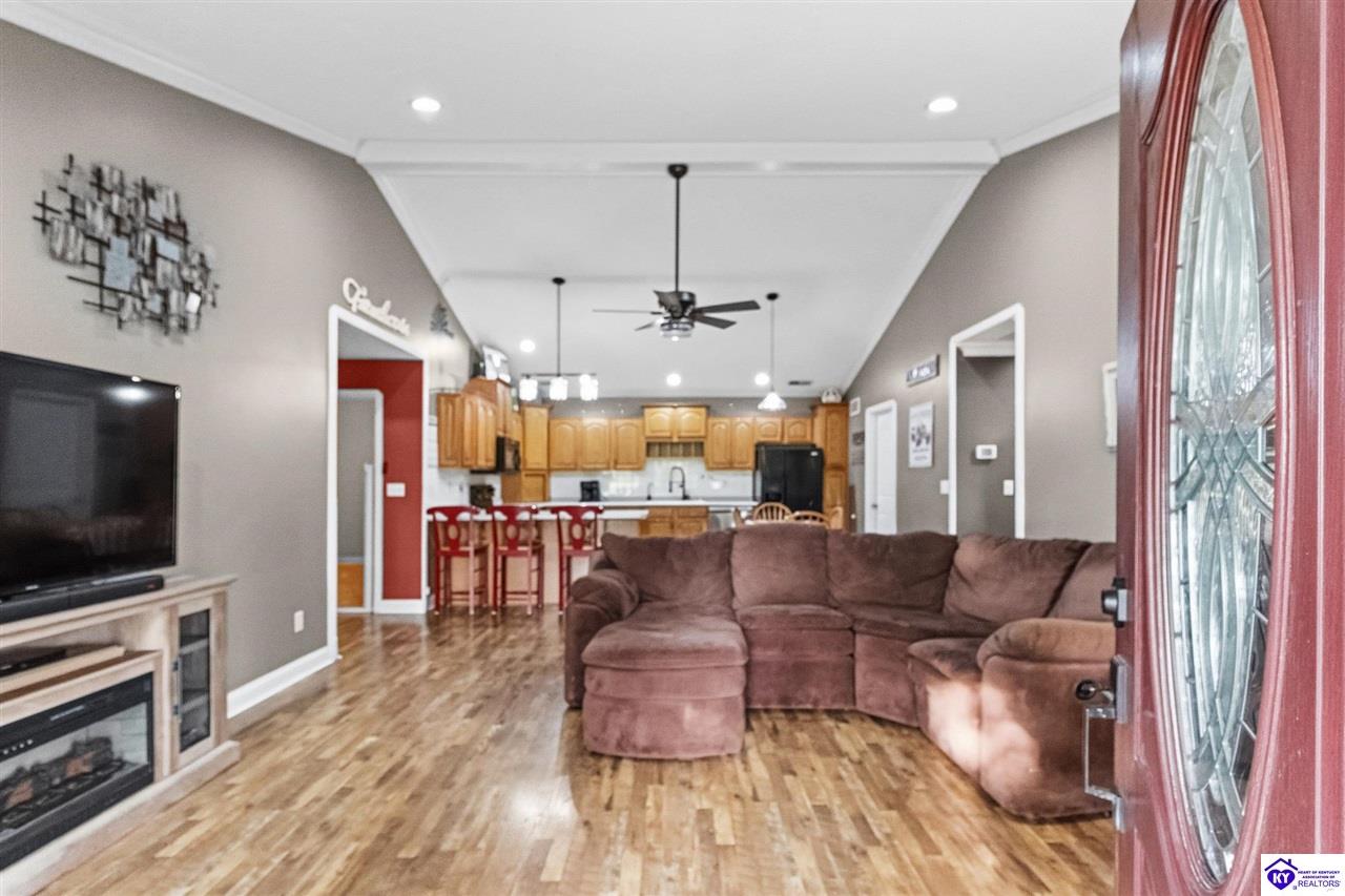 6634 Midway Road Property Photo 12