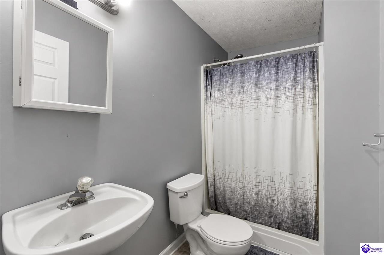 6634 Midway Road Property Photo 68