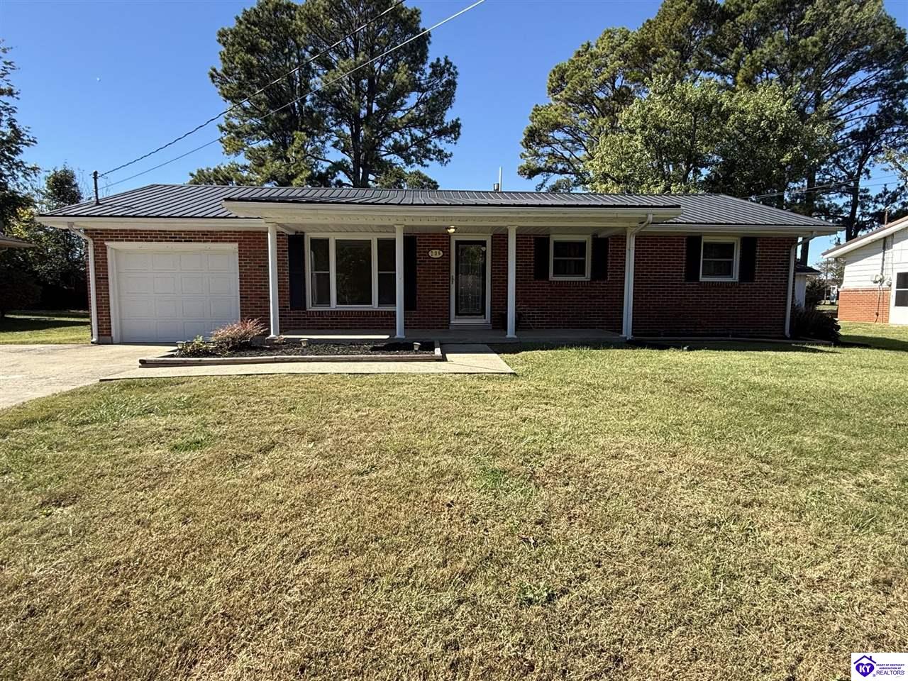 206 Sheridan Drive Property Photo 1