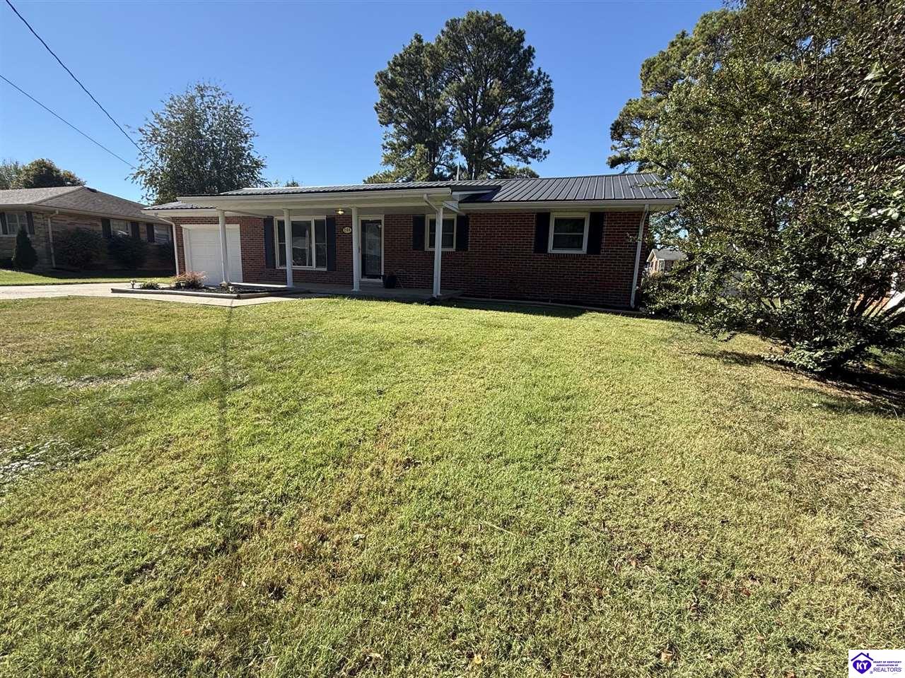 206 Sheridan Drive Property Photo 3