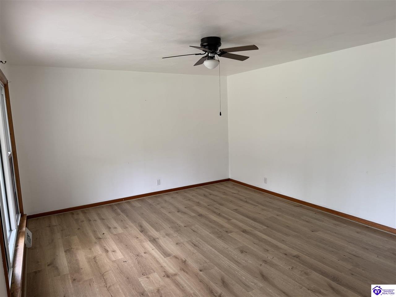 206 Sheridan Drive Property Photo 14