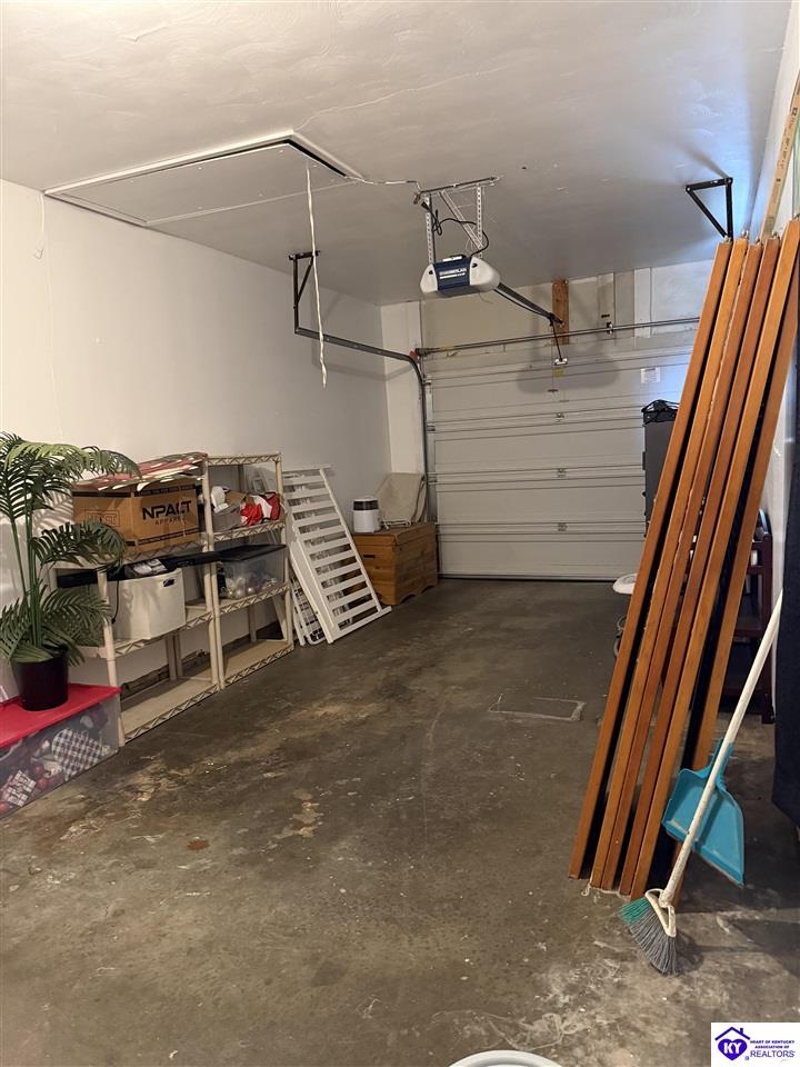 206 Sheridan Drive Property Photo 17