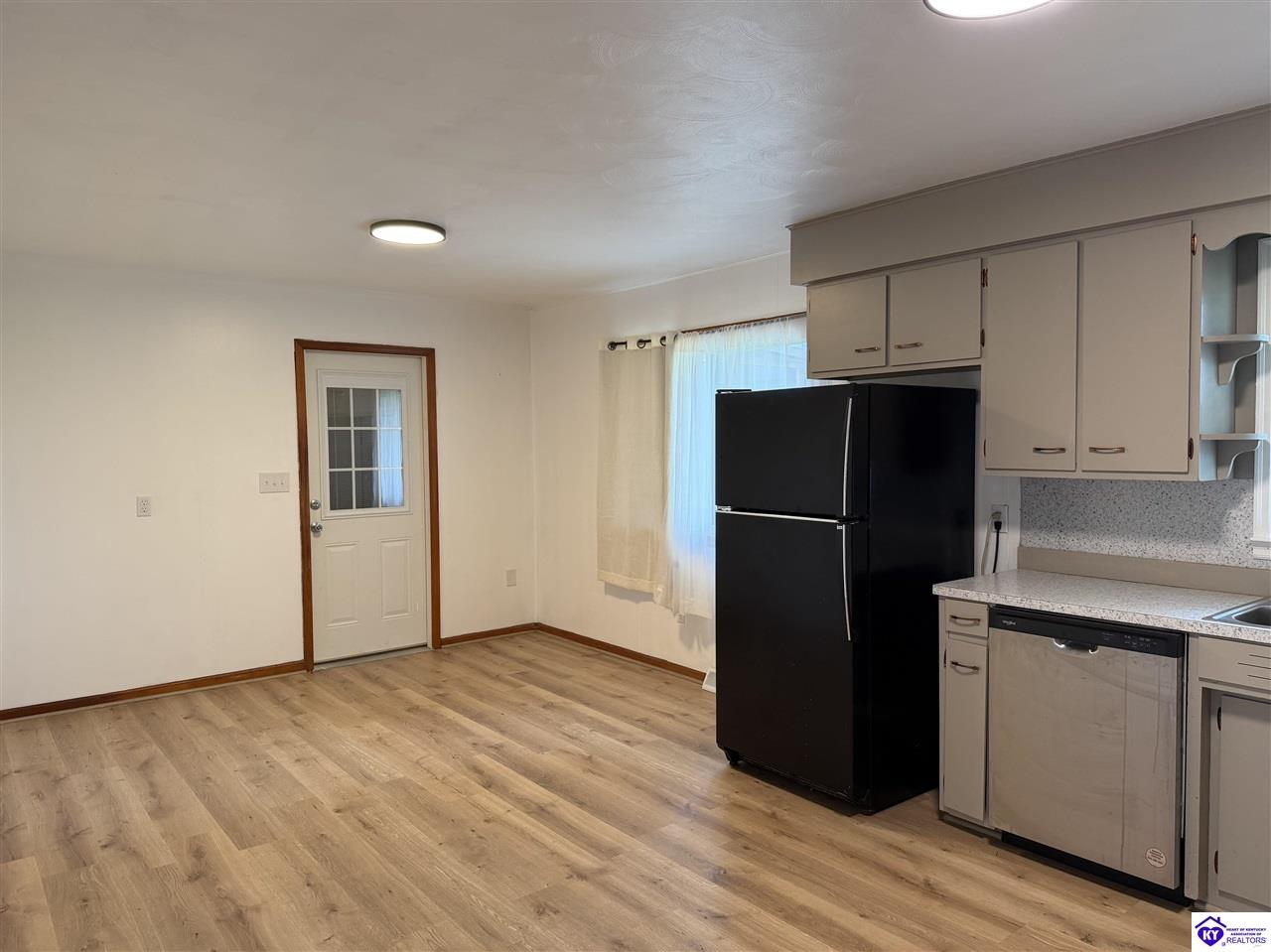 206 Sheridan Drive Property Photo 19