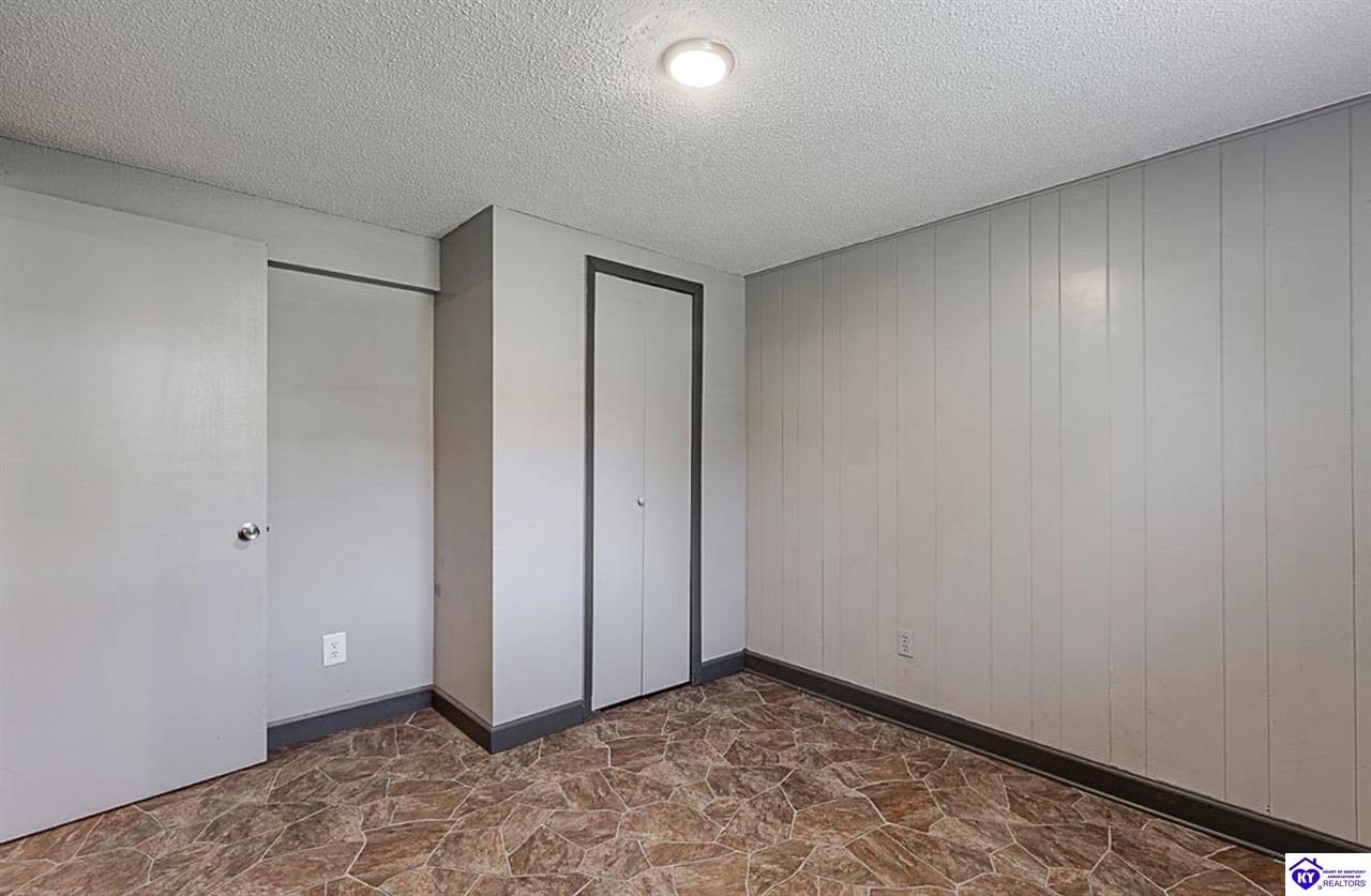 53 Valley View Drive Property Photo 31