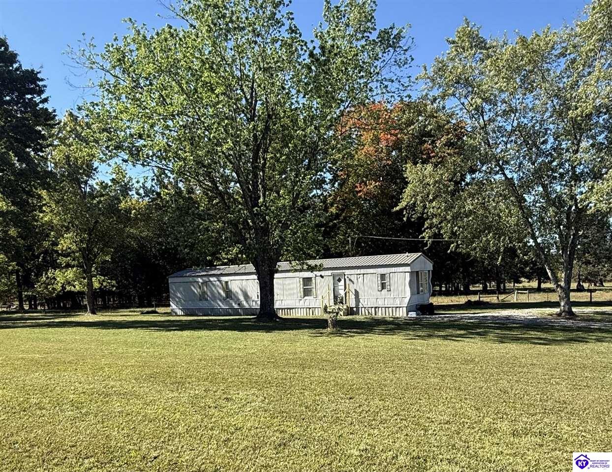 1733 Powell Road Property Photo 1