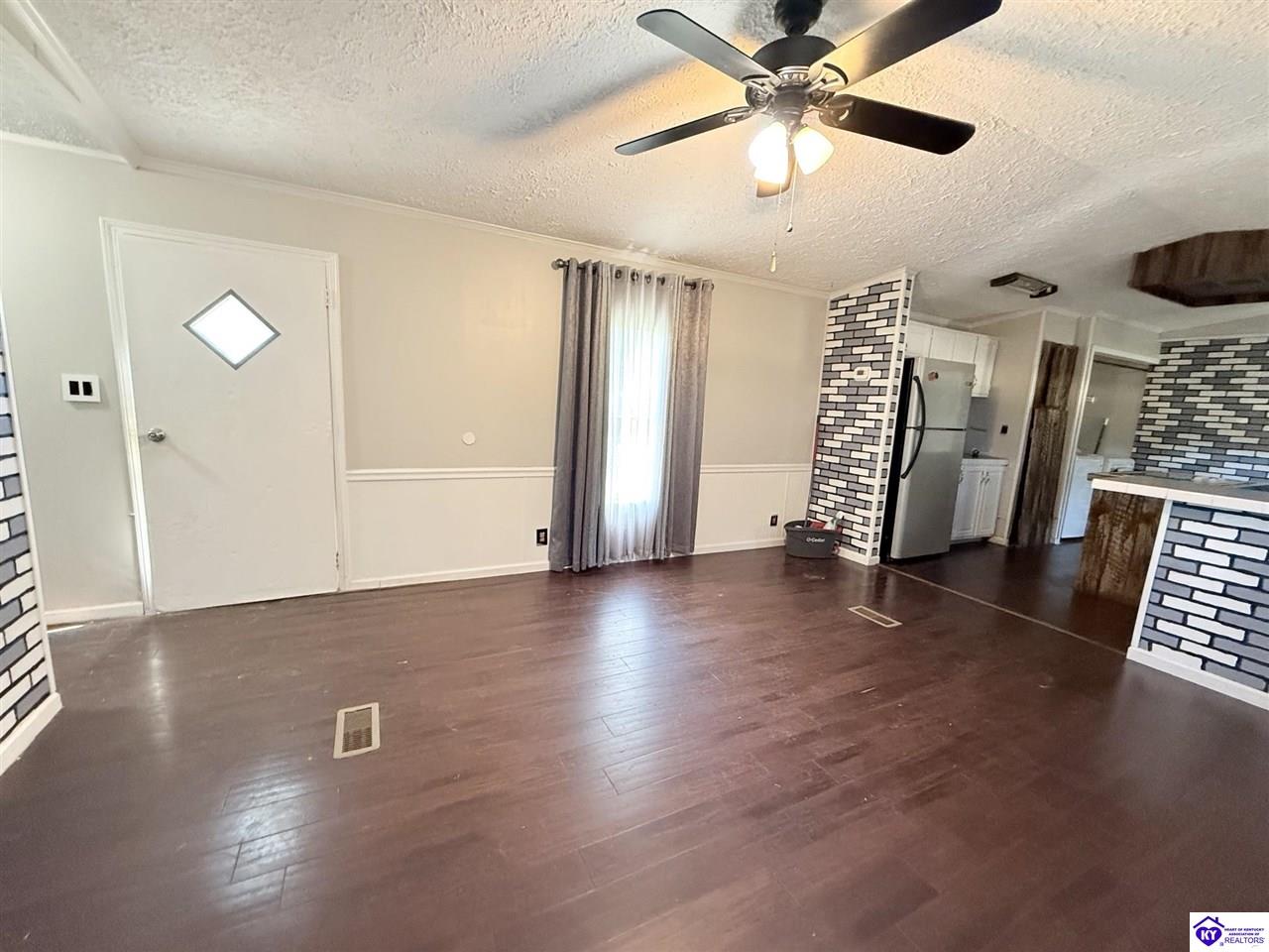 1733 Powell Road Property Photo 31
