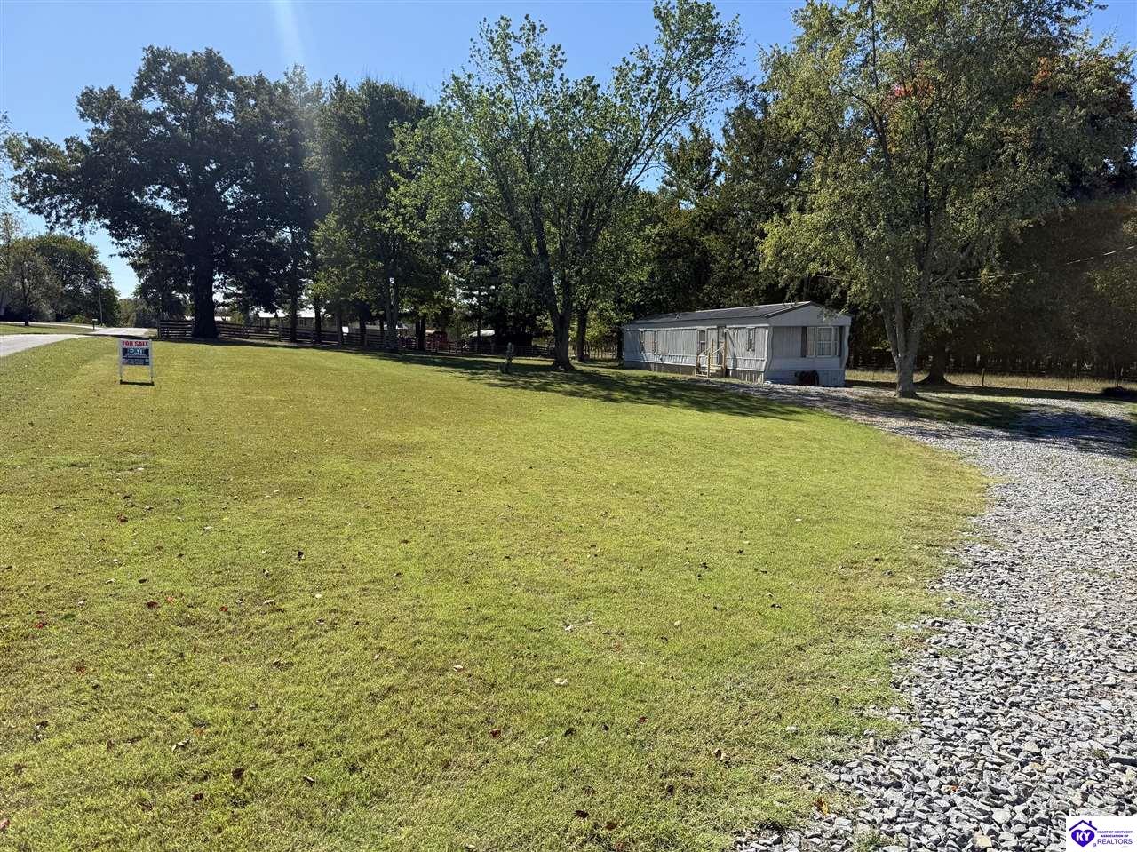 1733 Powell Road Property Photo 35
