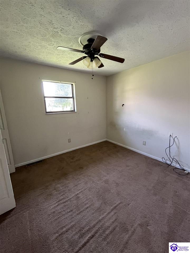 618 Carolyn Street Property Photo 6