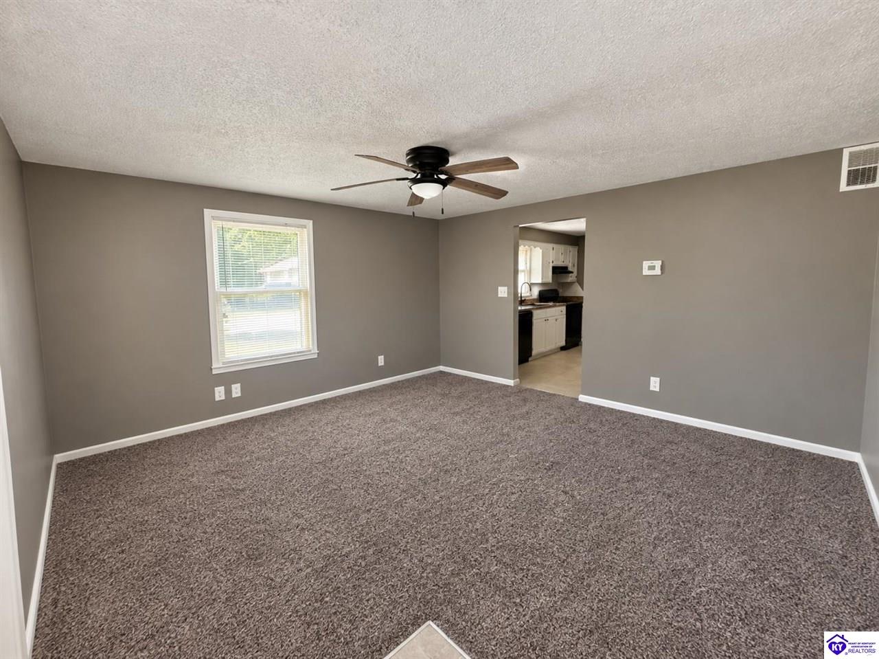 1579 W Vine Street Property Photo 2
