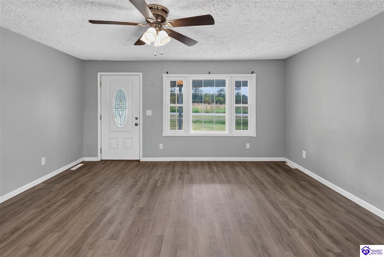 150 S L And N Turnpike Road Property Photo 10