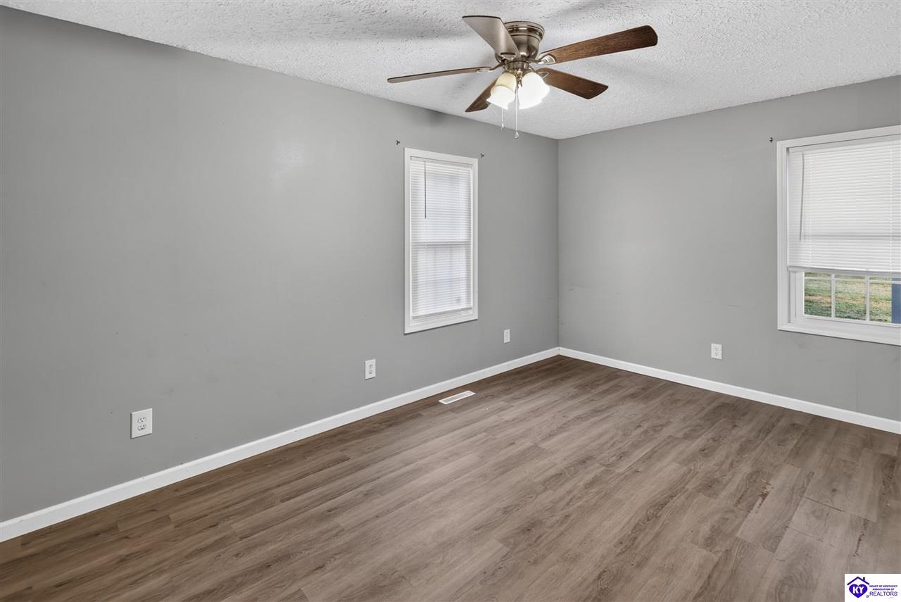 150 S L And N Turnpike Road Property Photo 30